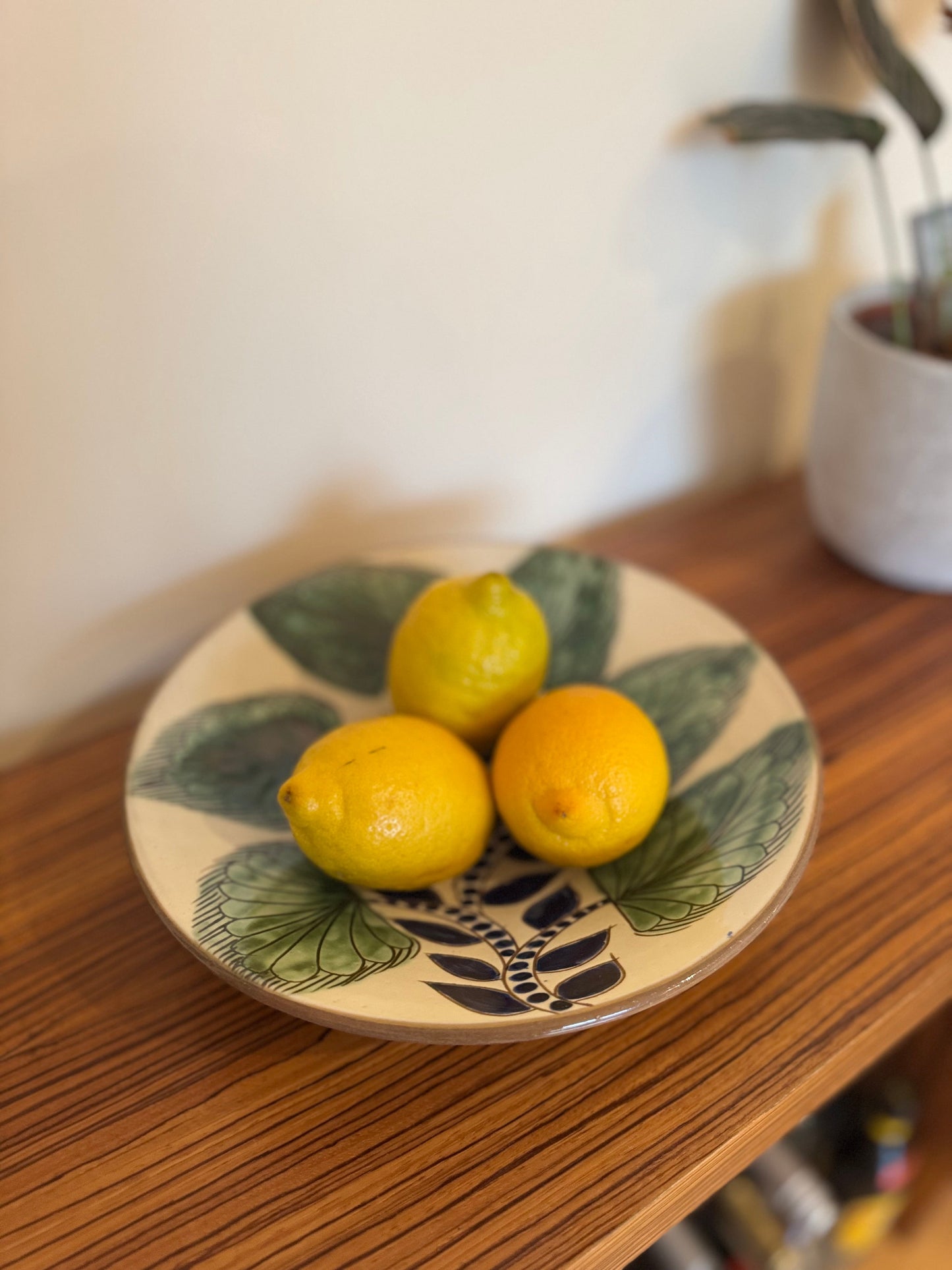 Olive Tree - Medium Plate