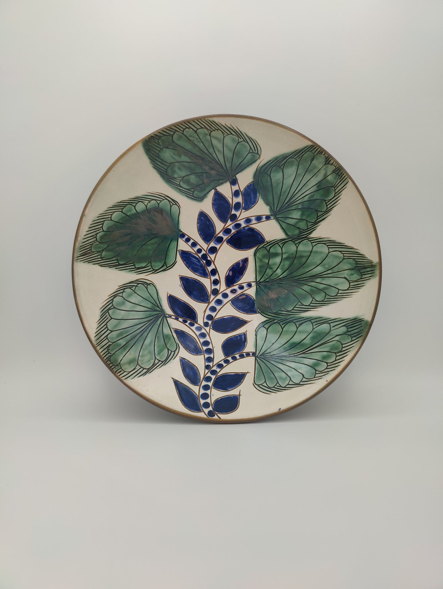 Olive Tree - Medium Plate