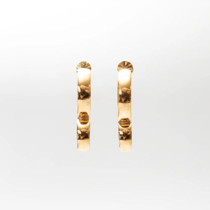 Double-Circle-Silhouette-Hoop